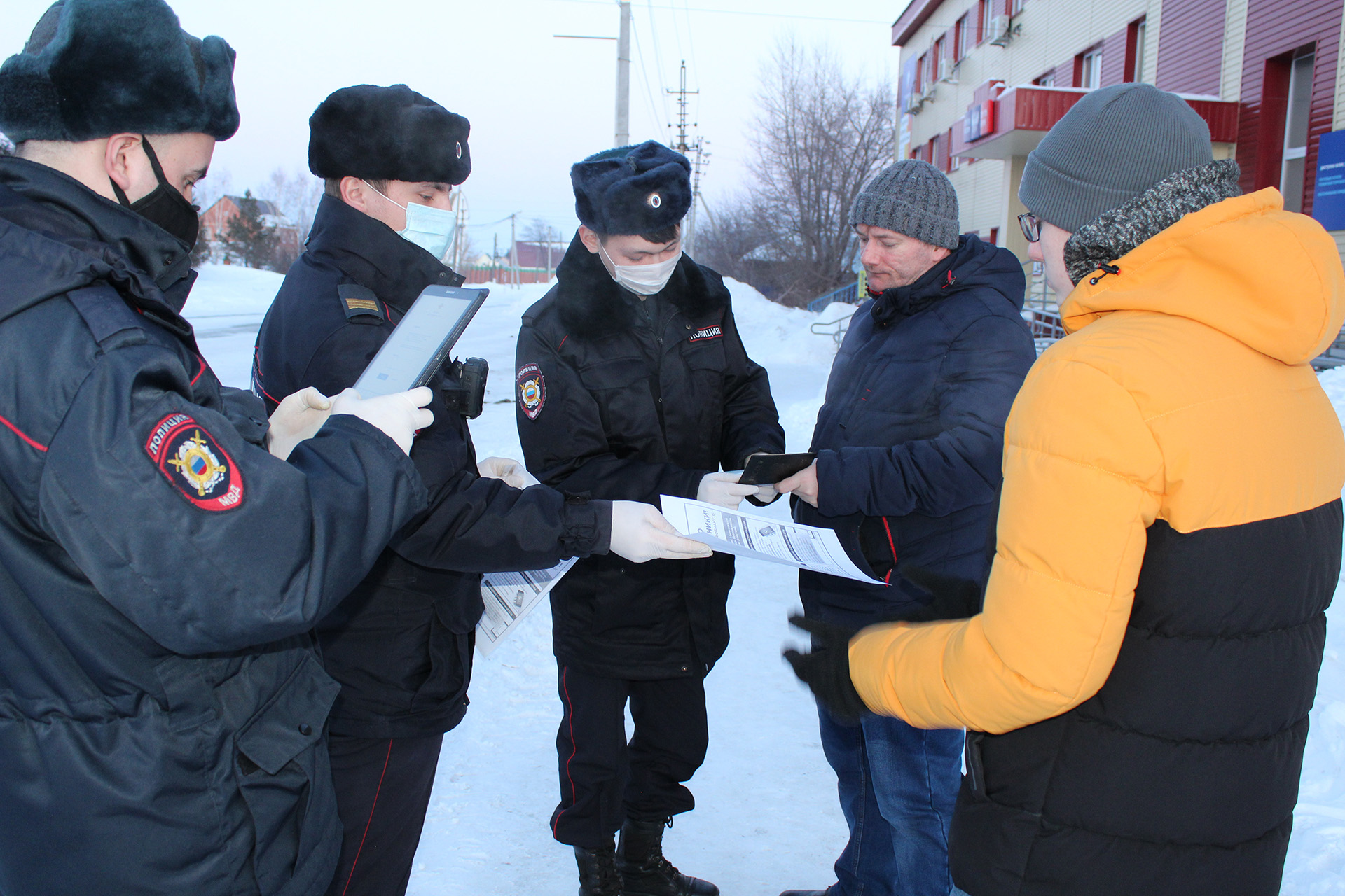 Высокий уровень правопорядка. Полиция и граждане. Пресечение правонарушений. Профилактика уличной преступности. Пресечение преступлений сотрудниками ППС.