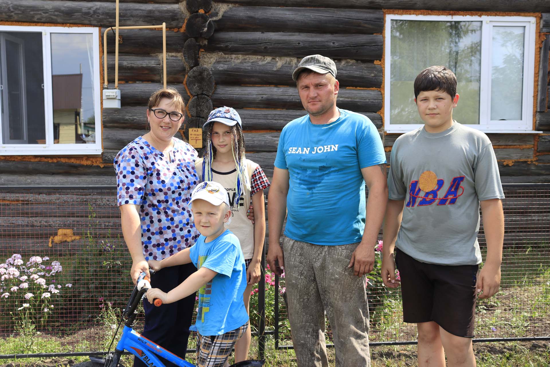 Молодая семья – лучшая примета для села | 07.07.2021 | Голышманово -  БезФормата