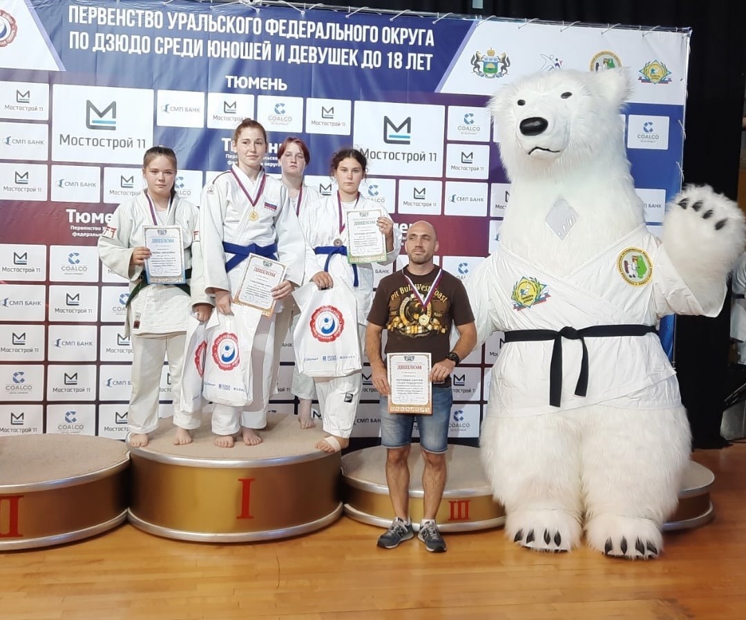 Сфо 2024 до 9 лет. Дзюдоисты УРФО. Дзюдо Синкович дзюдо. Фото чемпионов по дзюдо.