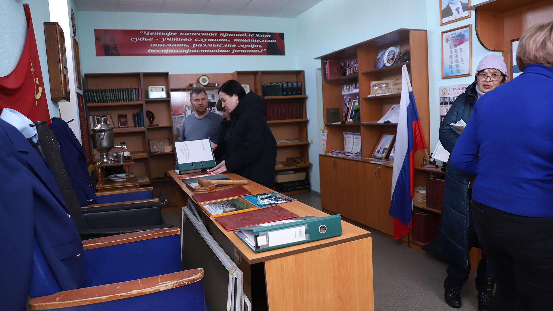 Эту обязанность на территории Голышмановского городского округа судебные  работники несут уже сто лет | 16.05.2024 | Голышманово - БезФормата